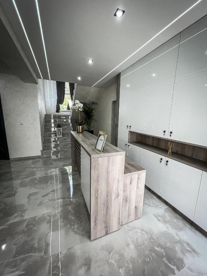 Apartmani Mila Laktaši Εξωτερικό φωτογραφία