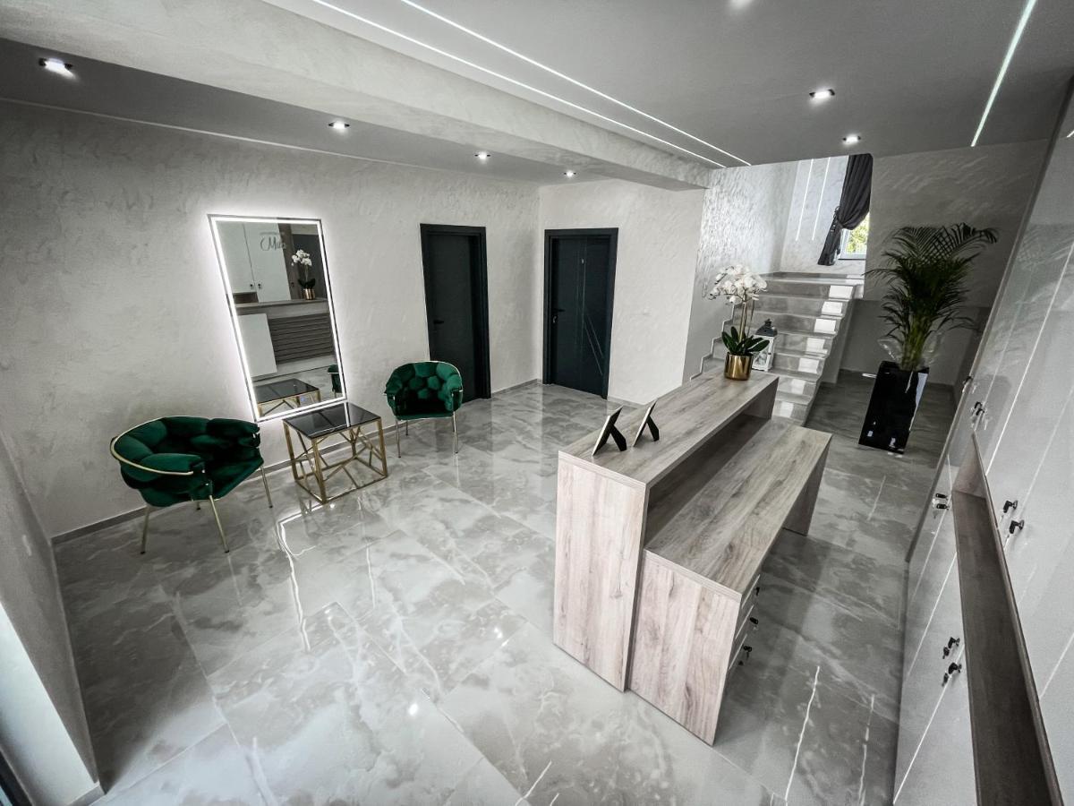 Apartmani Mila Laktaši Εξωτερικό φωτογραφία
