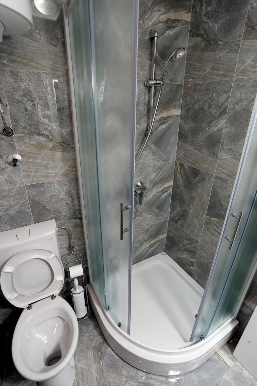 Apartmani Mila Laktaši Εξωτερικό φωτογραφία